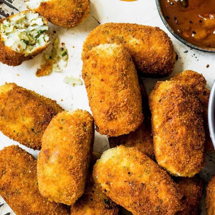 Fish fofos — At Home