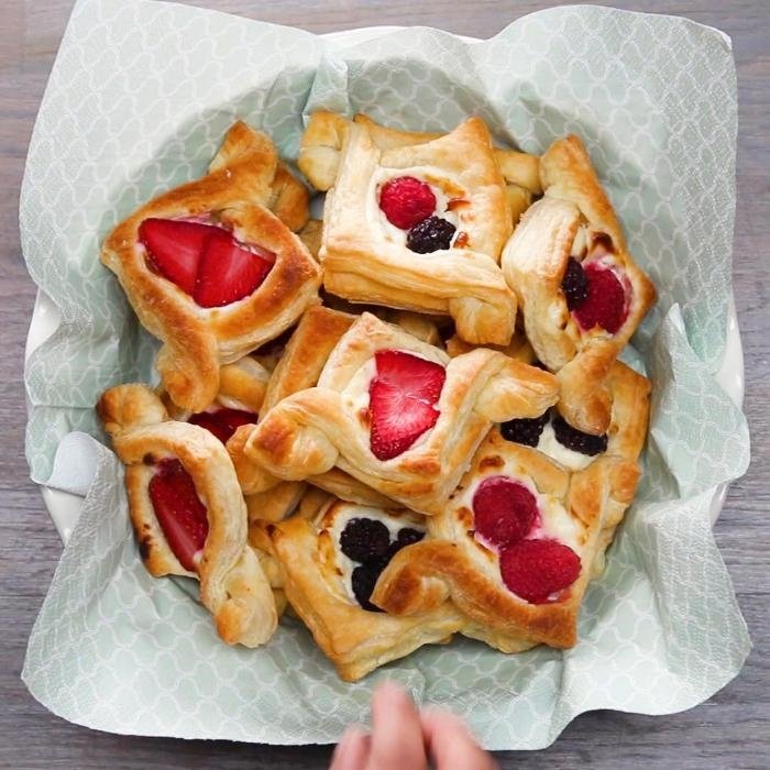 Fruit and Cream Cheese Breakfast Pastries — Easy